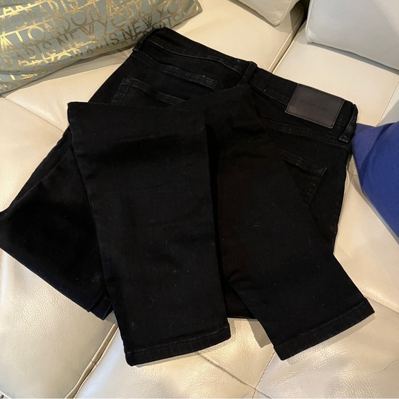 High Rise Skinny Jean in Black - Picture 7 of 9